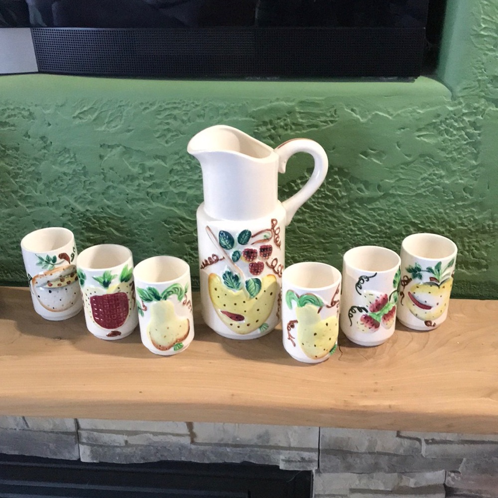 Whimsical Ceramic Pitcher and 6 Juice Glasses